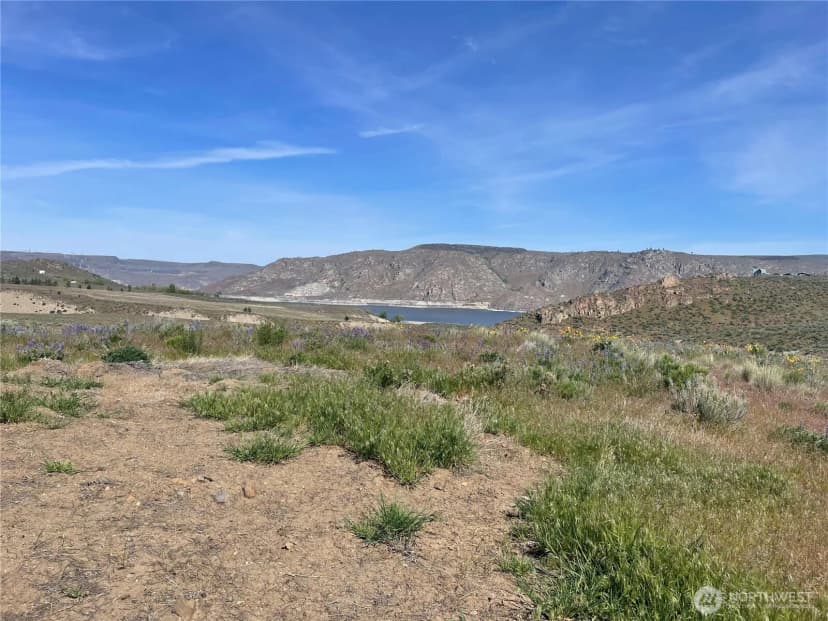 Property photo for 3 Xxx Hwy 174, Grand Coulee