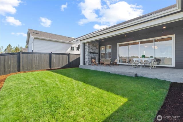 Property photo for 23380 Se Larch Street, Black Diamond photo 2