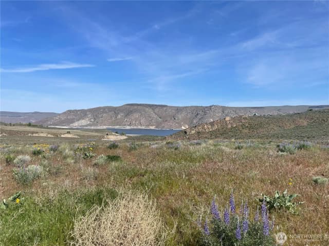 Property photo for 4 Xxx Hwy 174, Grand Coulee photo 3