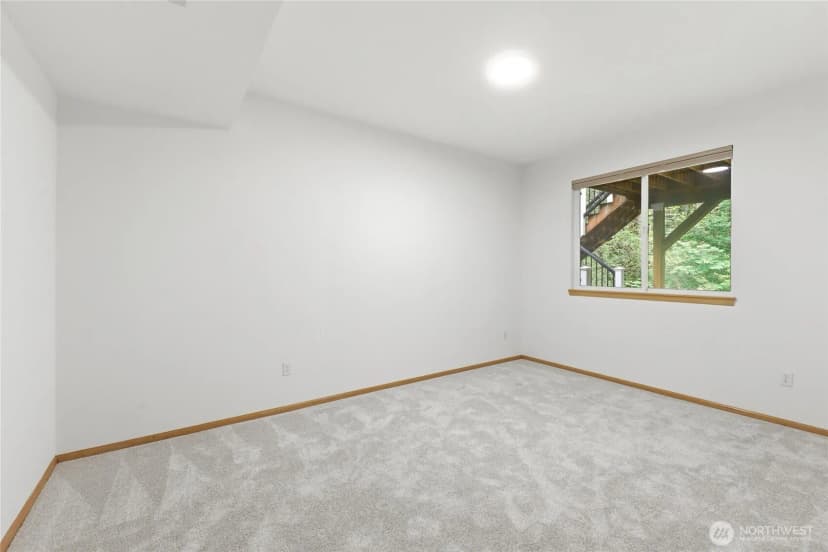 Property photo for 27630 Ne Quail Creek Dr, Redmond photo 34