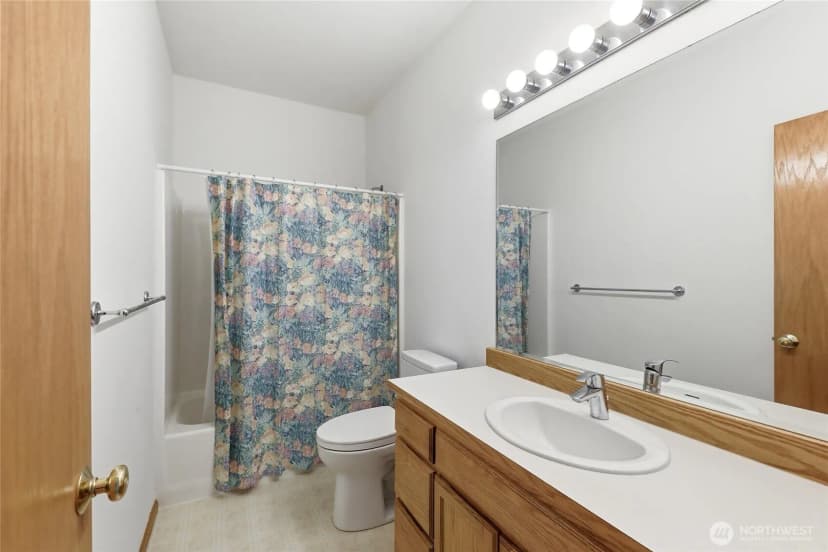 Property photo for 27630 Ne Quail Creek Dr, Redmond photo 32