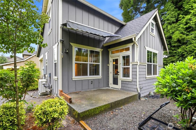 Property photo for 11522 157th Court Ne #c, Redmond photo 17
