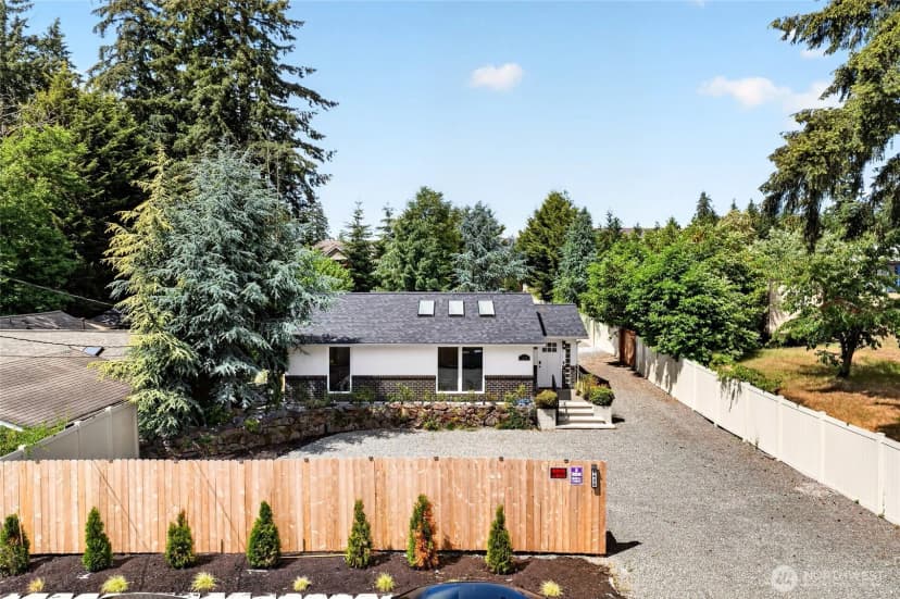 Property photo for 1420 S 359th Street, Federal Way photo 27