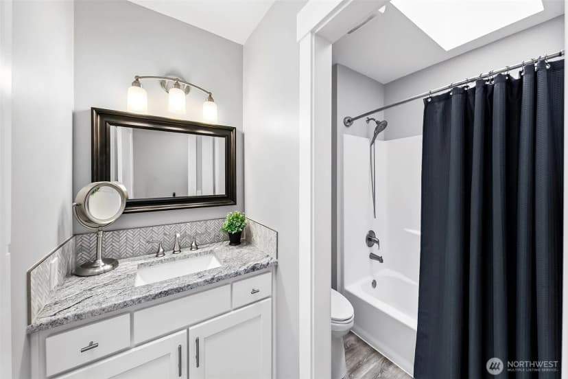 Property photo for 26918 140th Avenue Se, Kent photo 17