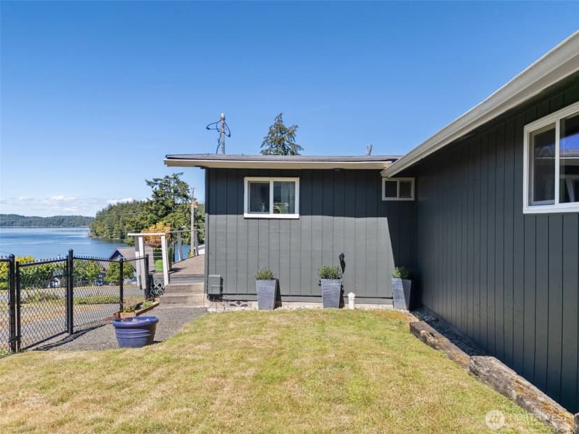 Property photo for 2519 Island Drive Nw, Olympia photo 23