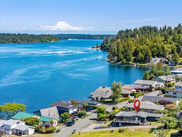 Property photo for 2519 Island Drive Nw, Olympia