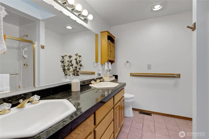 Property photo for 17532 Se 292nd Place, Kent photo 20
