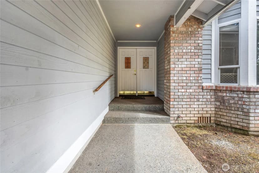 Property photo for 17532 Se 292nd Place, Kent photo 4