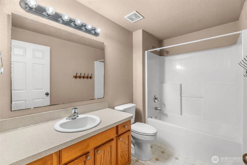 Property photo for 2619 Boulevard Park Court Se, Olympia photo 30