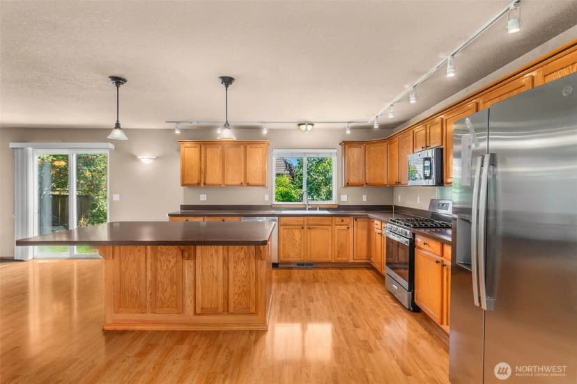 Property photo for 2619 Boulevard Park Court Se, Olympia photo 6