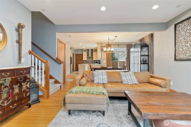 Property photo for 28117 239th Place Se, Maple Valley photo 4