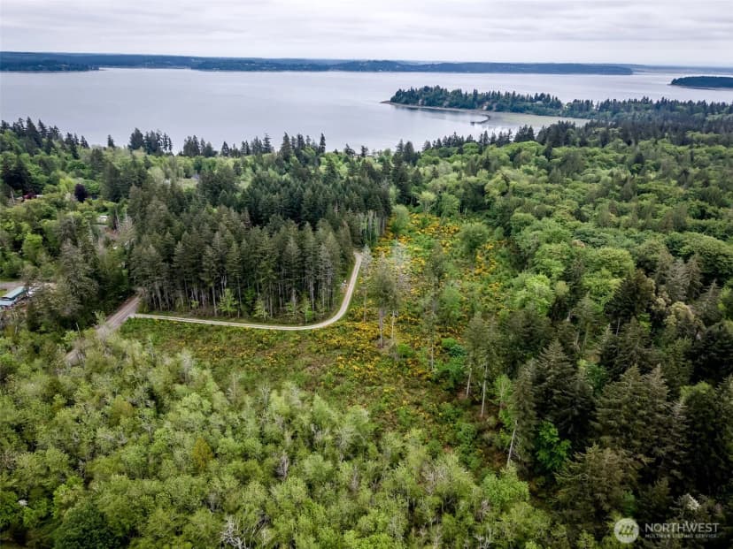 Property photo for 24 156th Avenue Sw, Lakebay
