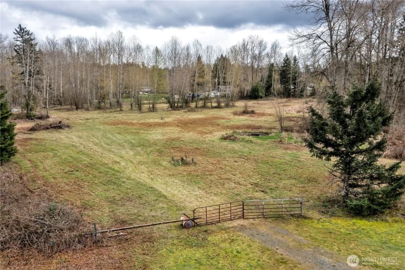 Property photo for 22811 Meridian Avenue E, Graham photo 14