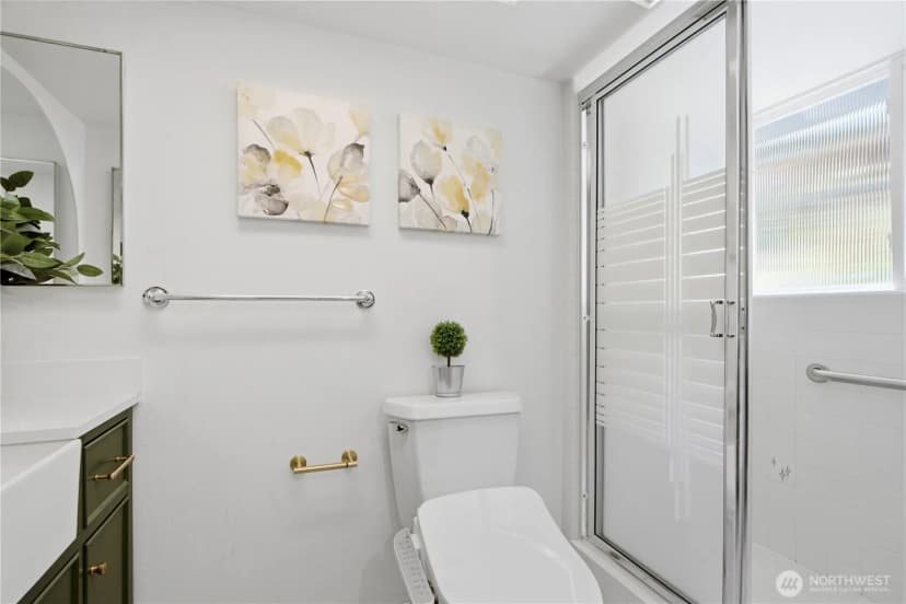 Property photo for 12910 Ne 28th Street, Bellevue photo 25