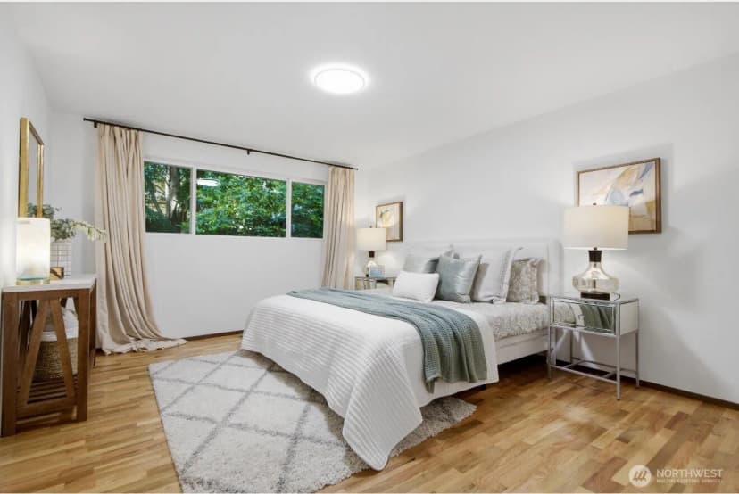 Property photo for 12910 Ne 28th Street, Bellevue photo 22