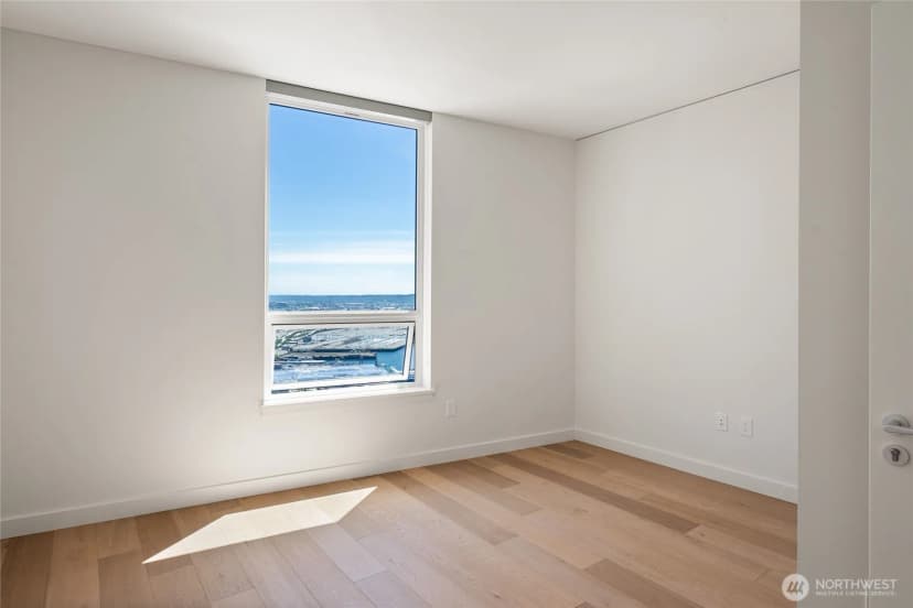Property photo for 121 Stewart Street #3105, Seattle photo 6