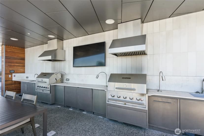 Property photo for 121 Stewart Street #3105, Seattle photo 16