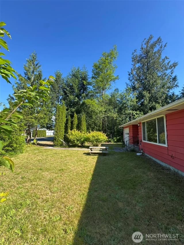 Property photo for 660 Commercial Avenue, Darrington photo 4