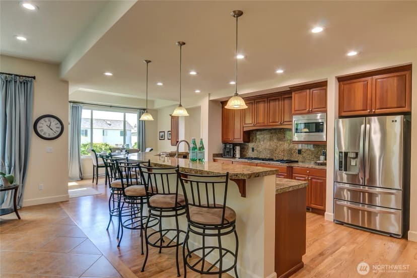 Property photo for 323 240th Place Se, Sammamish photo 7