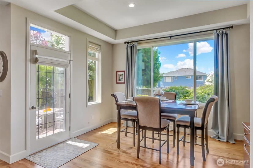 Property photo for 323 240th Place Se, Sammamish photo 14