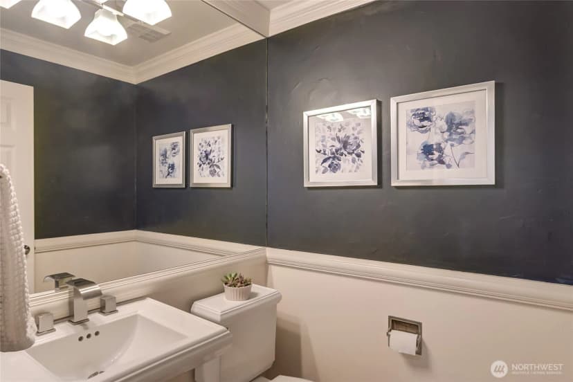 Property photo for 323 240th Place Se, Sammamish photo 31