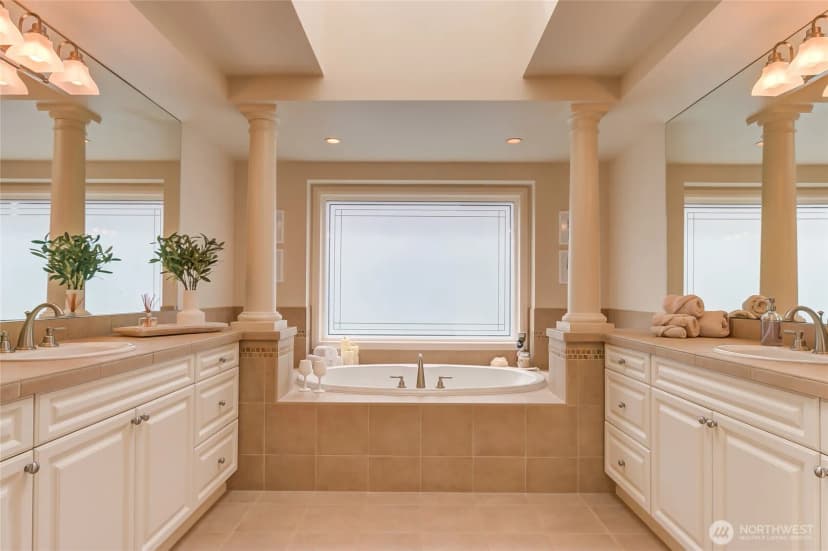 Property photo for 323 240th Place Se, Sammamish photo 22
