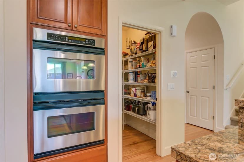 Property photo for 323 240th Place Se, Sammamish photo 12