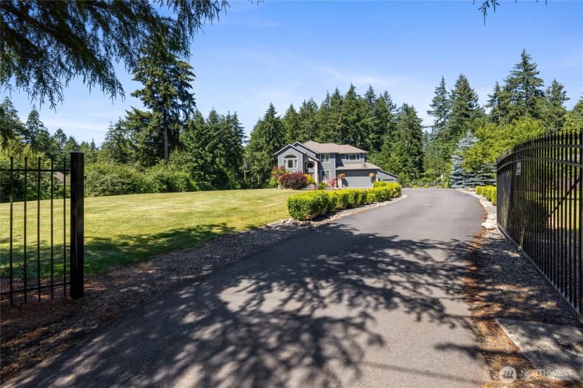 Property photo for 24714 64th Avenue E, Graham photo 3