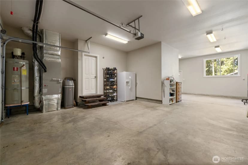 Property photo for 24714 64th Avenue E, Graham photo 29