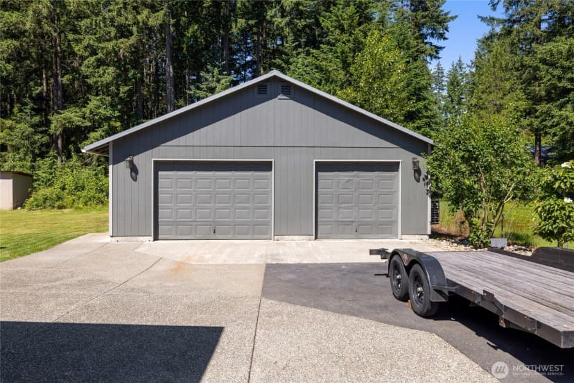 Property photo for 24714 64th Avenue E, Graham photo 36