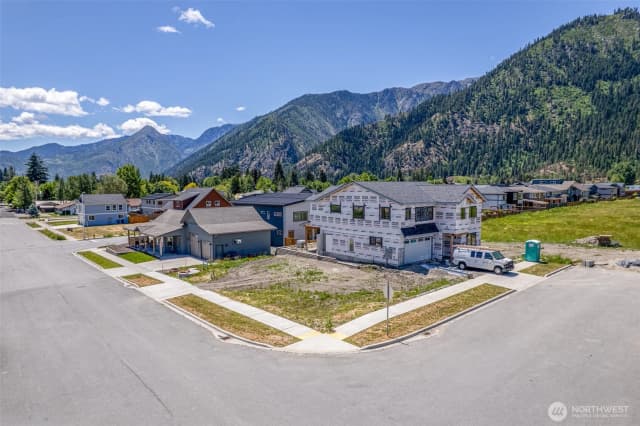 Property photo for 337 Alpenglow, Leavenworth photo 2