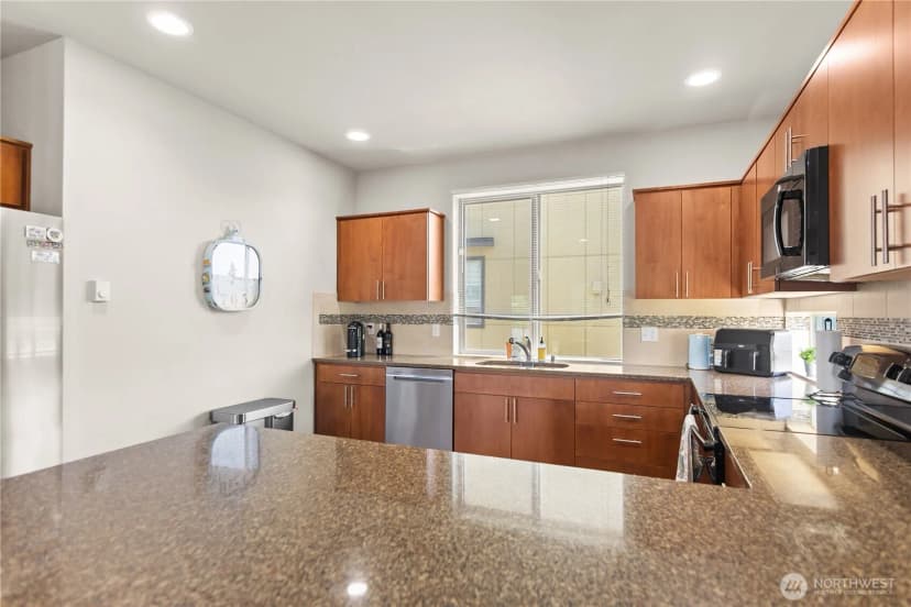 Property photo for 314 Bremerton Avenue Ne, Renton photo 9