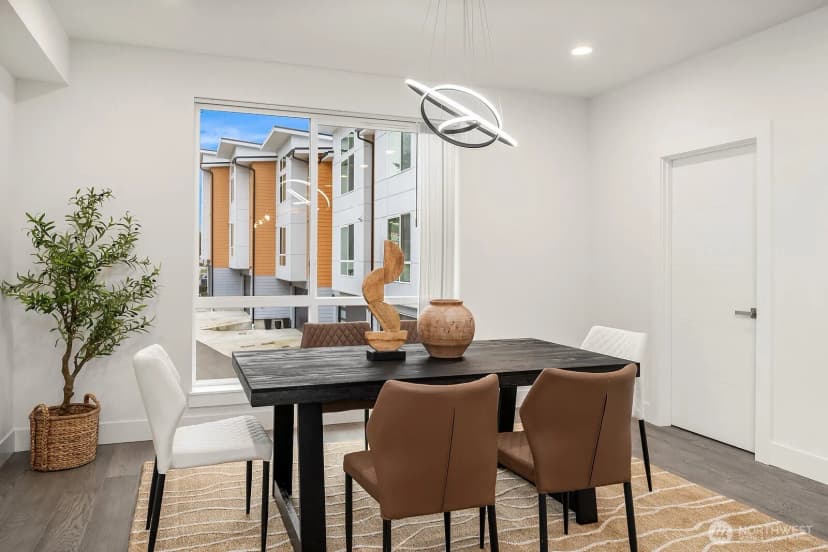 Property photo for 7721 Ne 175th Street #103, Kenmore photo 11