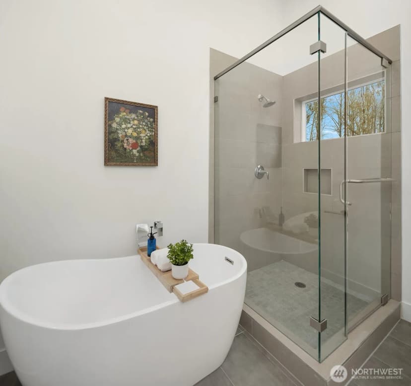 Property photo for 7721 Ne 175th Street #103, Kenmore photo 17