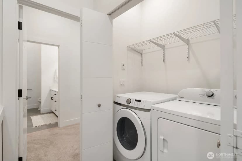 Property photo for 7721 Ne 175th Street #103, Kenmore photo 22