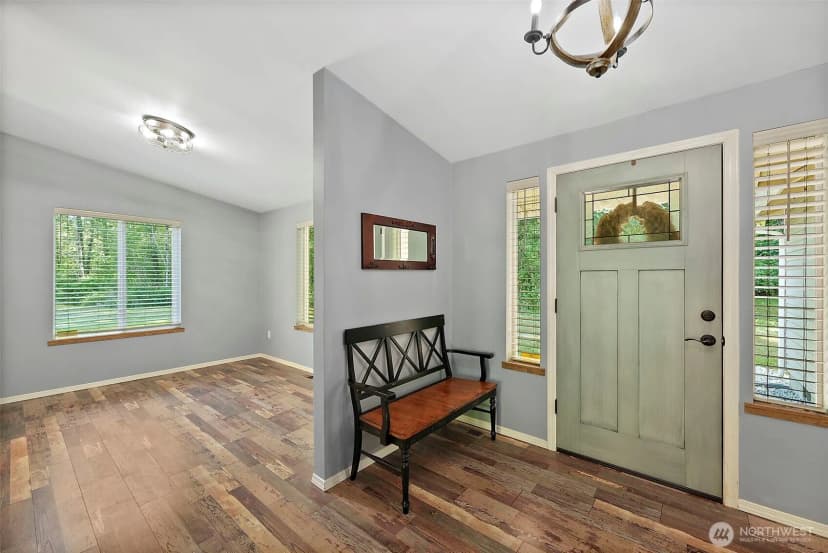 Property photo for 8816 324th St E, Eatonville photo 6
