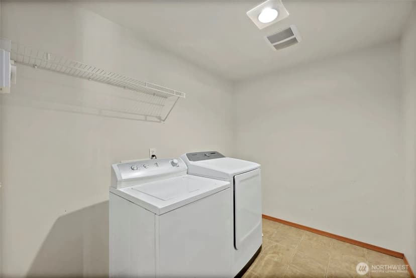 Property photo for 8816 324th St E, Eatonville photo 16
