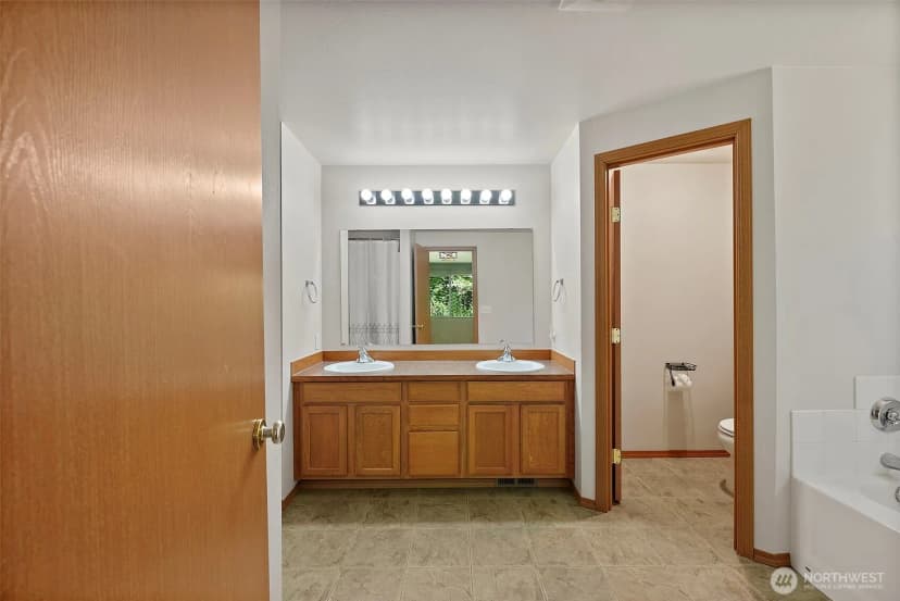 Property photo for 8816 324th St E, Eatonville photo 22