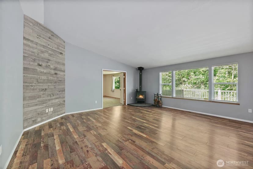 Property photo for 8816 324th St E, Eatonville photo 17