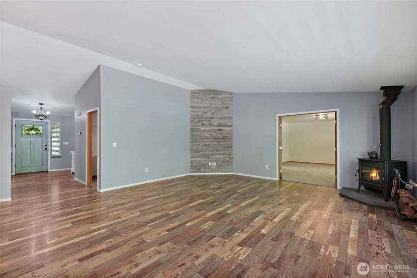 Property photo for 8816 324th St E, Eatonville photo 18