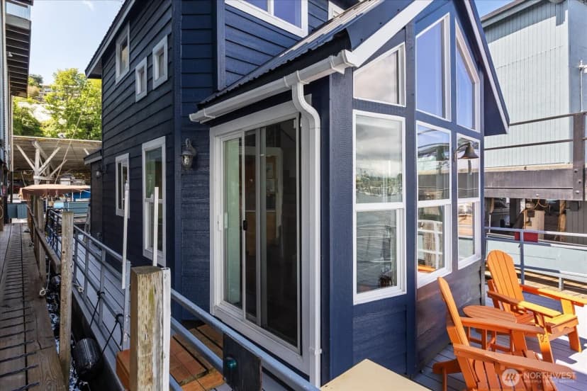 Property photo for 2706 Westlake Avenue N #76, Seattle
