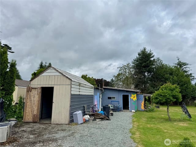 Property photo for 20423 State Route 20, Burlington photo 3