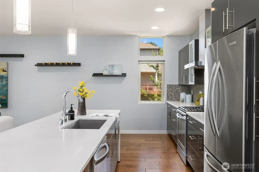 Property photo for 5903 20th Avenue S, Seattle photo 11