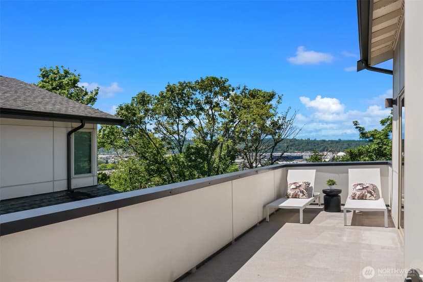Property photo for 5903 20th Avenue S, Seattle photo 19