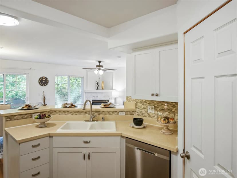 Property photo for 14607 52nd Avenue W #609, Edmonds photo 21