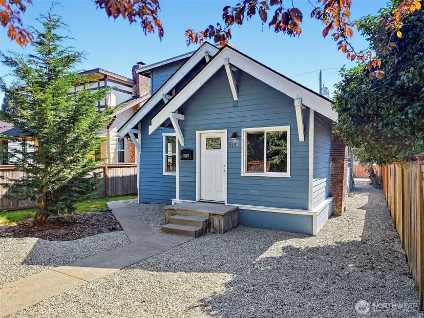Property photo for 5454 35th Avenue Sw #d14, Seattle