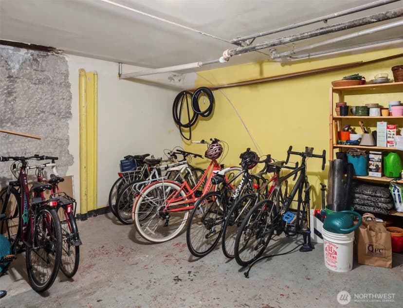 Property photo for 408 Bellevue Avenue E #205, Seattle photo 22