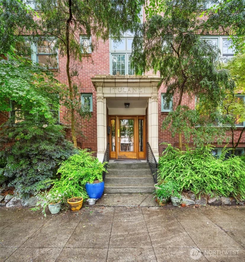 Property photo for 408 Bellevue Avenue E #205, Seattle photo 26
