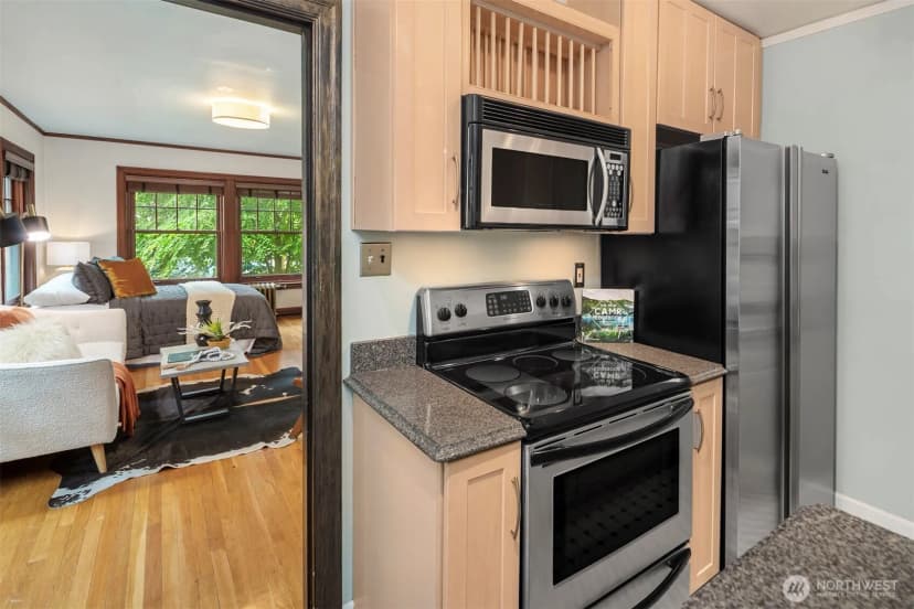 Property photo for 408 Bellevue Avenue E #205, Seattle photo 17