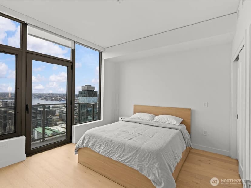 Property photo for 2510 6th Avenue #2410, Seattle photo 8